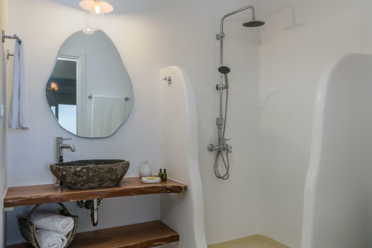 Heavenly Milos Suites Agia Kiriaki Beach  エクステリア 写真
