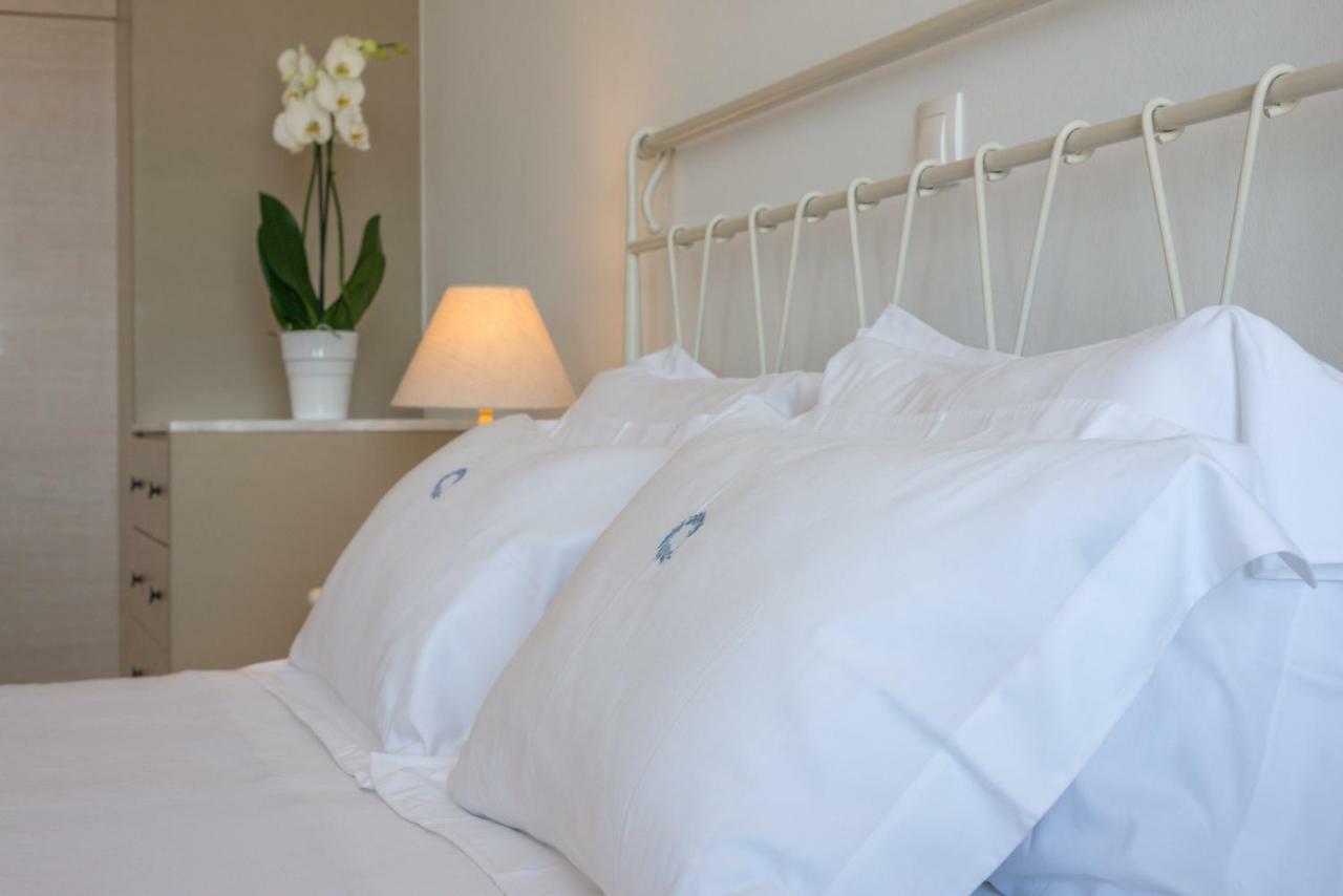 Heavenly Milos Suites Agia Kiriaki Beach  エクステリア 写真