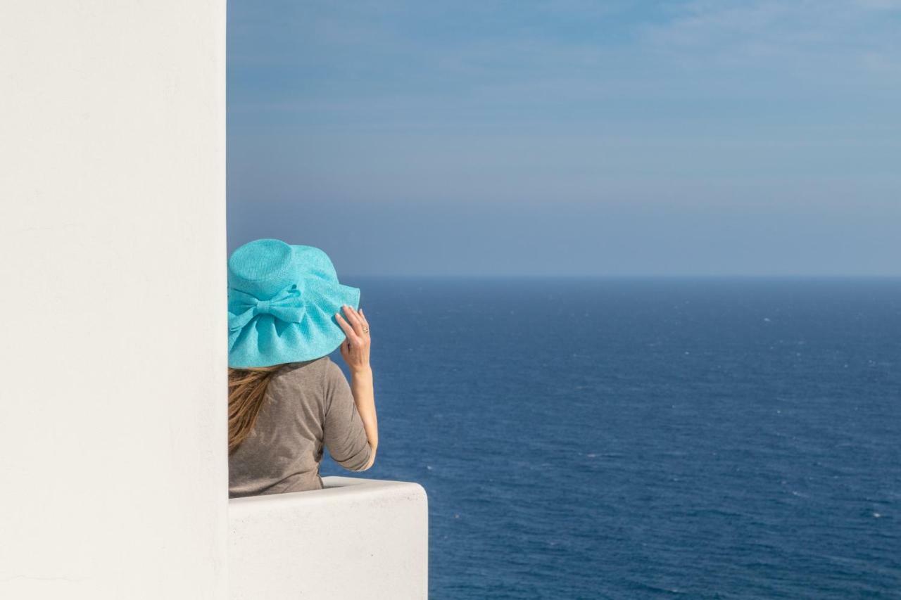 Heavenly Milos Suites Agia Kiriaki Beach  エクステリア 写真