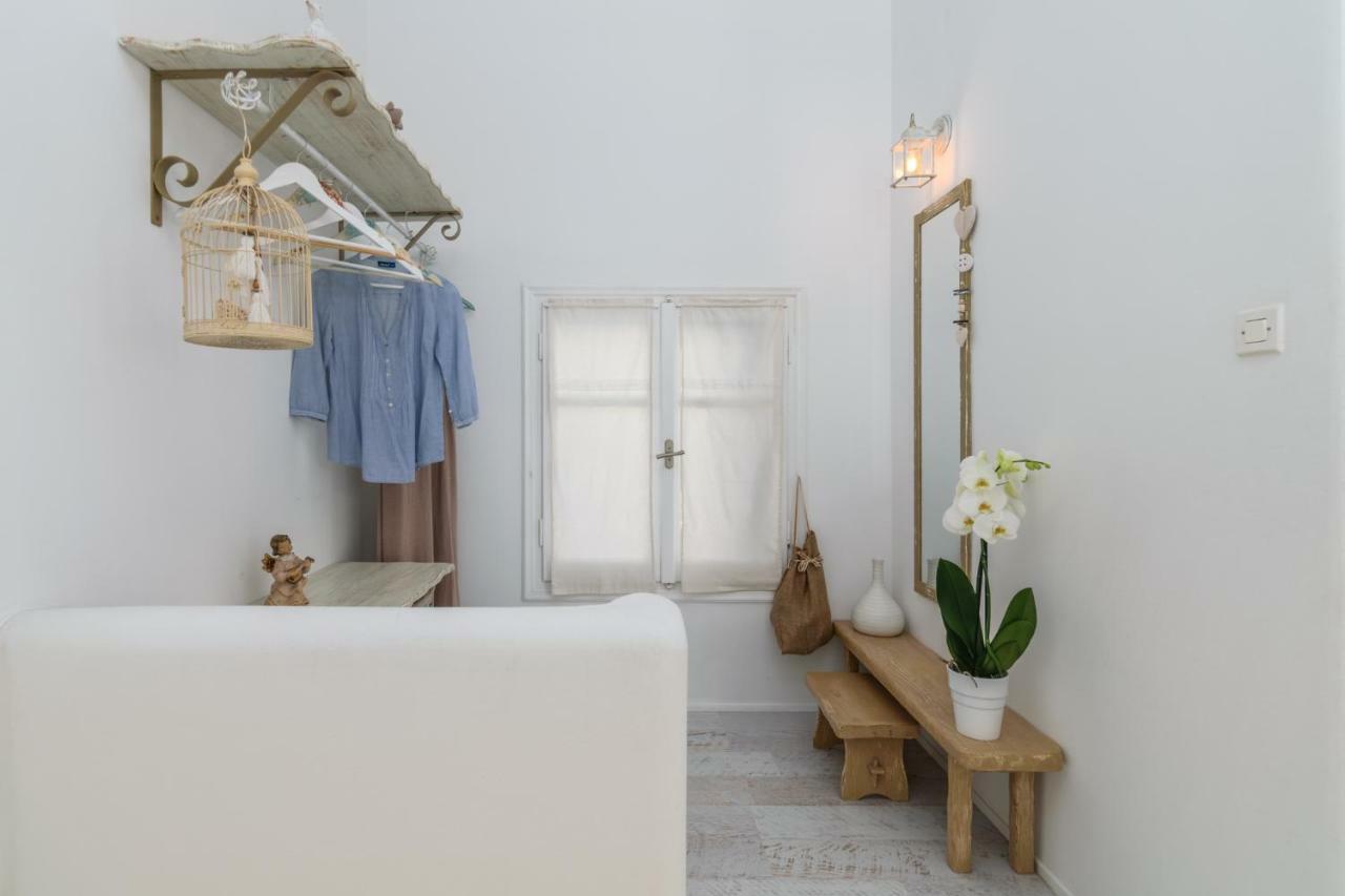 Heavenly Milos Suites Agia Kiriaki Beach  エクステリア 写真